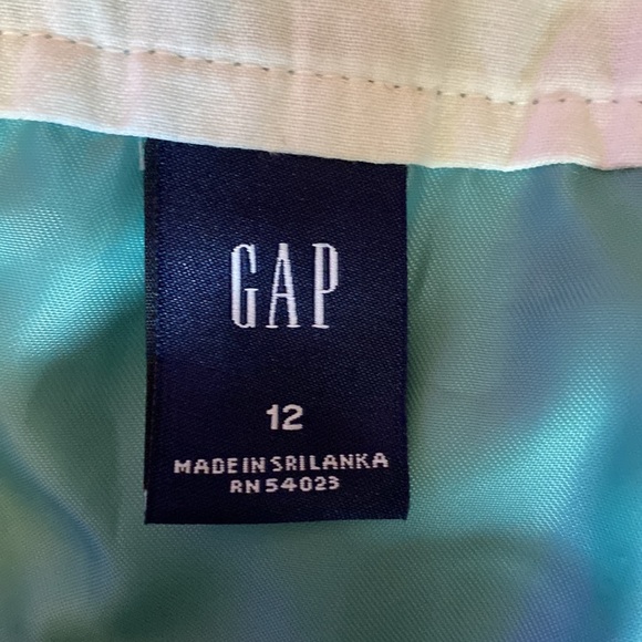 GAP two piece suit. Wool jacket size M & skirt size 12 - Picture 5 of 6